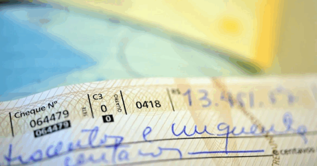 Dívida de Cheque: Consequências, Prazos e Como Regularizar Sem Dor de Cabeça